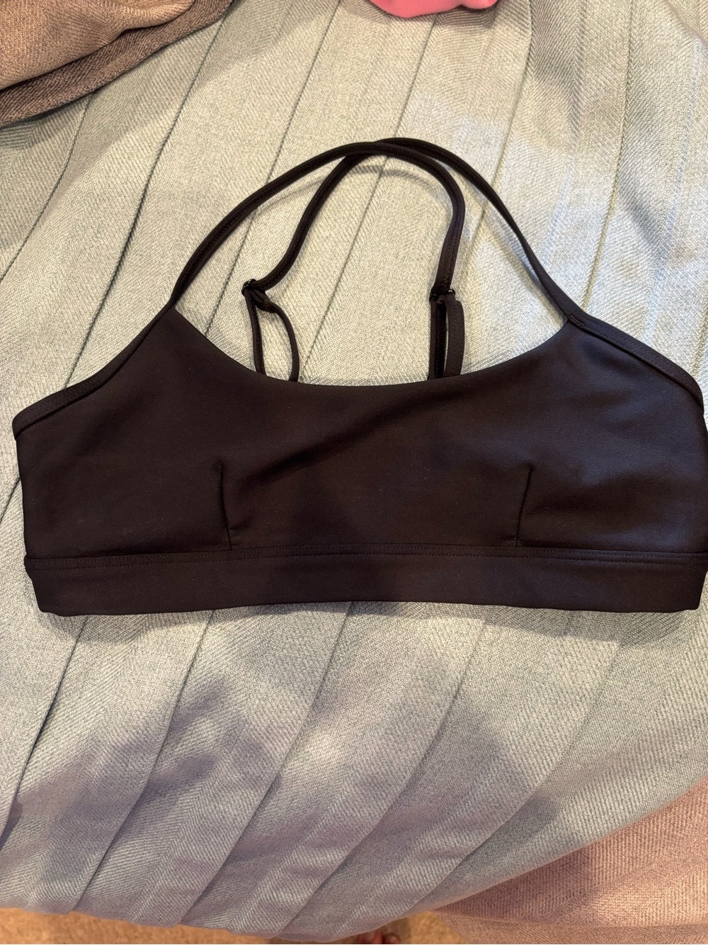 Black Alo Airlift Intrigue sports bra